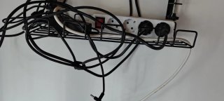 Conjunto escritorio: mesa, silla, monitor,etc