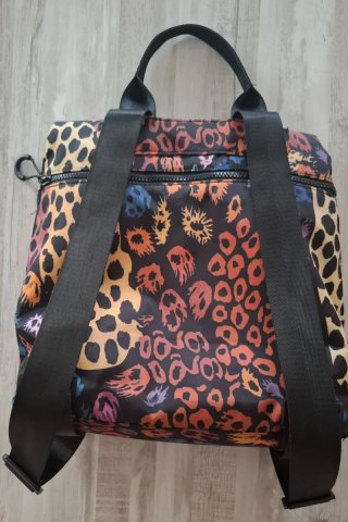 Mochila Misako Memphis. Animal Print.