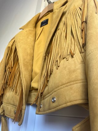 Cazadora Bershka Flecos Talla M