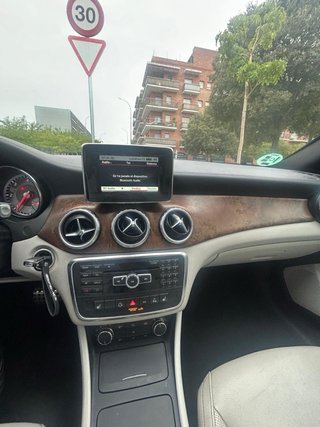 MERCEDES GLA 200 CDI 136 CV • AUTOMÁTICO • PACK