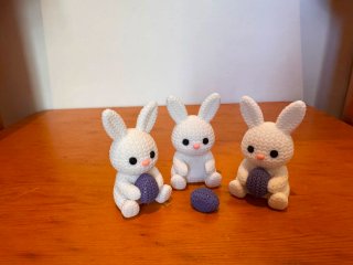 Bunny – Conejito de punto con huevo · Figura 3D
