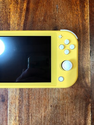 Console Nintendo Switch lite Giallo funzionante