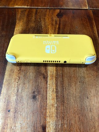 Console Nintendo Switch lite Giallo funzionante