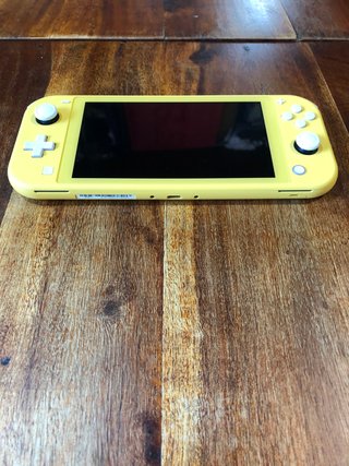 Console Nintendo Switch lite Giallo funzionante