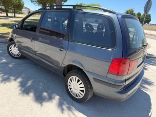 SEAT Alhambra 2004