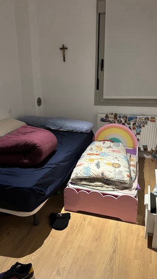 Cama infantil arcoíris rosa ( solo cama)