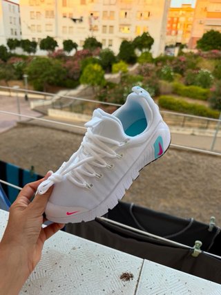 Zapatillas Nike Crossfit Blancas y Rosas 30€-30€