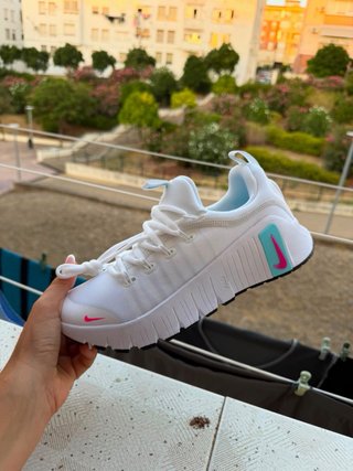 Zapatillas Nike Crossfit Blancas y Rosas 30€-30€