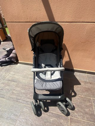 Carrito bebé con Maxi-Cosi y capazo
