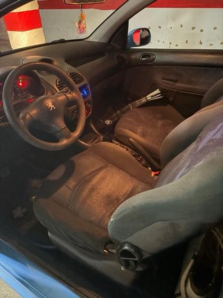 se vende peugeot 206