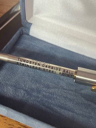 Bolígrafo Inoxcrom Wall Street chapado oro 23,6K