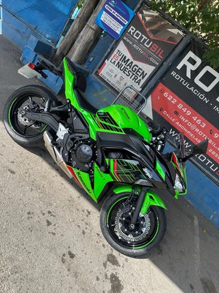 Kawasaki Ninja 650 A2