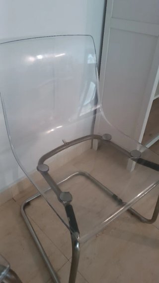 Mesa comedor cristal y metal + 4 sillas