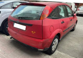 Ford Focus motor 1.6gasolina 226milkm clima enfría
