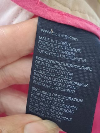 Pantalón rosa chicle con regalo