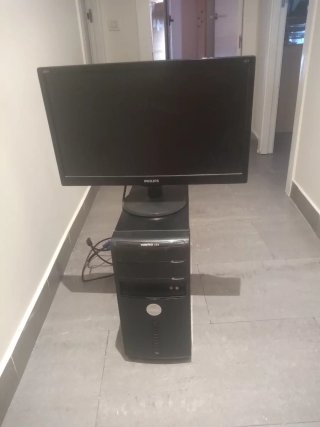 Ordenador Philips con Monitor Dell Negro