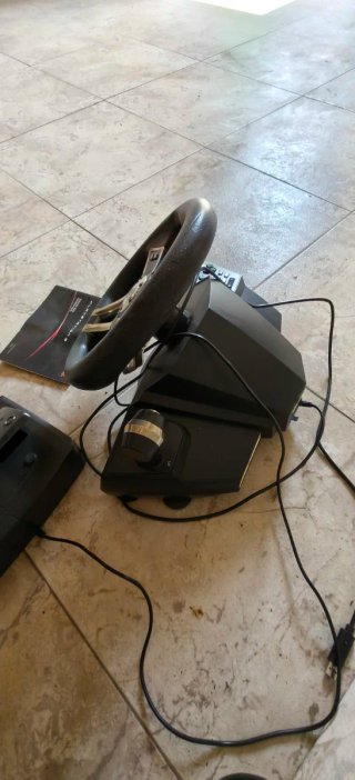 Volante Sony PSP con pedales