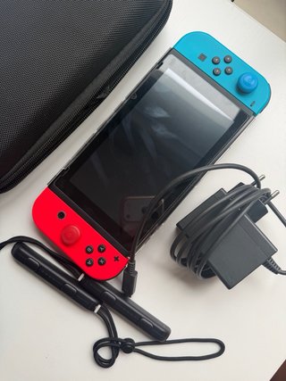 Nintendo Switch Azul y Rojo