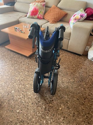 Silla de rueda de paseo para adulto como nueva