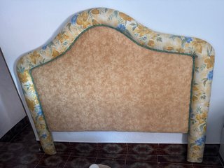 Cabecero de cama tapizado floral