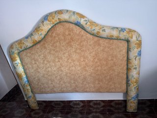 Cabecero de cama tapizado floral