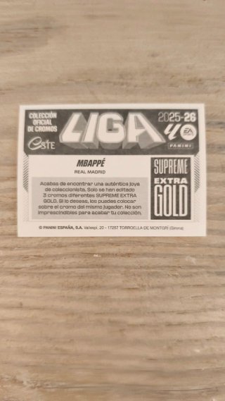 Mbappe y Julián Álvarez Supreme Extra Gold 2025/26