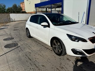 Peugeot 308 2015
