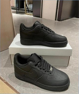 Nike Air Force 1 Low '07 Negras Talla 40