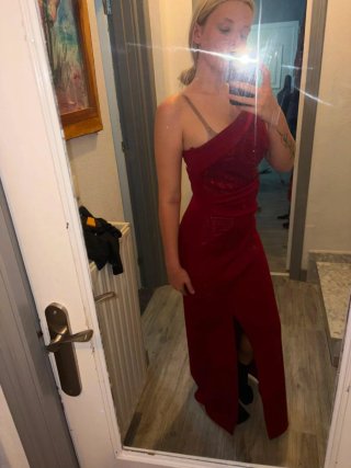 Vestido Lipsy rojo lentejuelas una manga