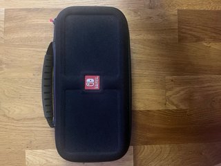 Accesorios Nintendo Switch: Mandos y Fundas
