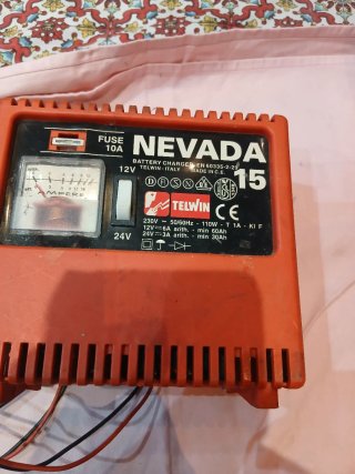 Caricabatterie Telwin Nevada 15