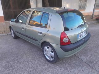 Renault Clio 2004
