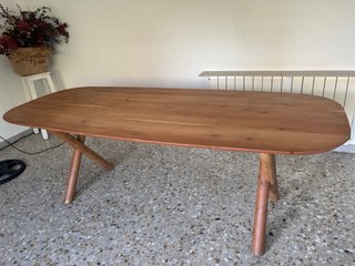 Mesa de madera maciza patas cruz