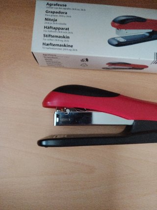 Grapadora para grapas 24/6 y 26/6