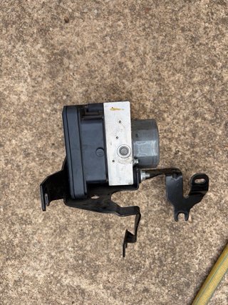 Módulo ABS Renault Clio IV