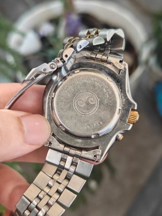 Reloj Seiko vintage Kinetic Sport 200 1998 negro