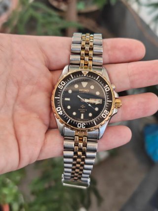Reloj Seiko vintage Kinetic Sport 200 1998 negro
