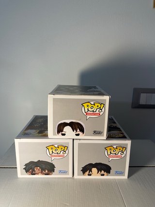 Funko Pop! Levi ackermann set