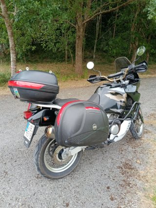 Honda Africa Twin 750