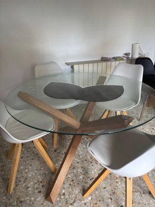 Mesa Comedor Nórdica Cristal y Sillas