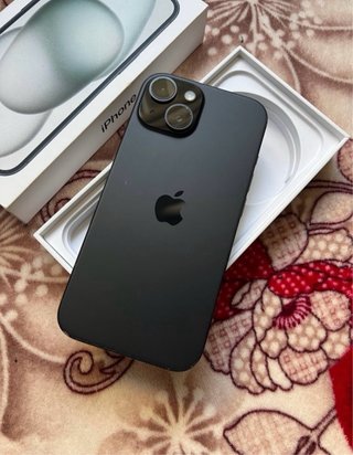 iPhone 15