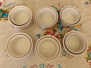 Set 12 ciotole in ceramica Mulino Bianco 2013