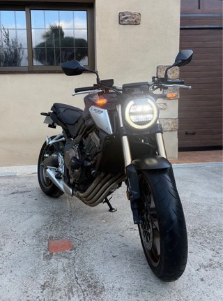 Honda CB650R Naked