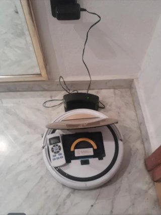 Robot Aspirador Automático con Mando