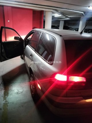 Volvo V40 2003