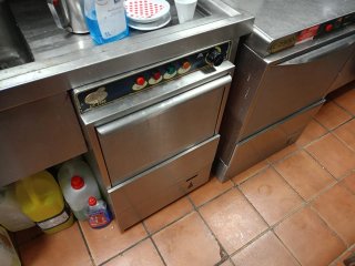 Maquinaria de bar: TPV, horno y datáfono