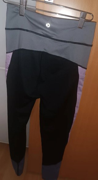 Leggings Boomerang negros y morados