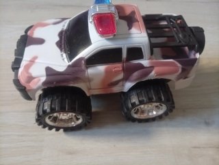 Camioneta Juguete Camuflaje