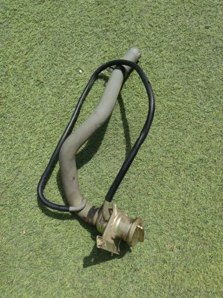 Tapón y tuberías depósito DAELIM S3 125