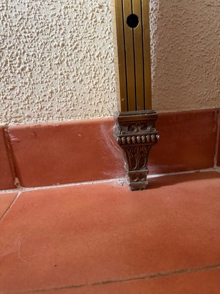 Cabecero de latón antiguo restaurado